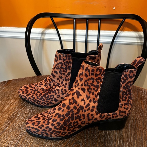 Bootie - Picture 2 of 2